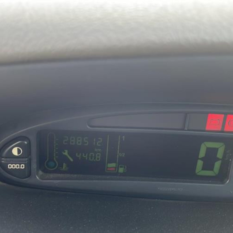 Compresseur clim CITROEN XSARA PICASSO Photo n°14