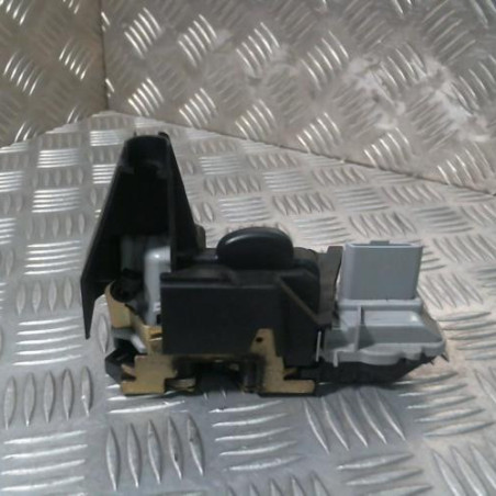 Serrure avant droit PEUGEOT 307