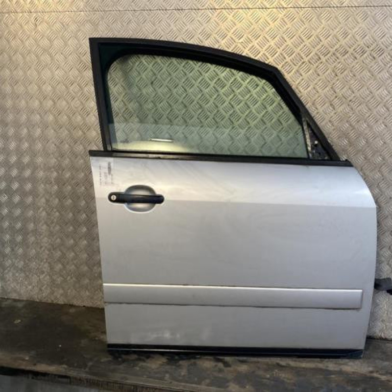 Porte avant droit AUDI A2 Photo n°1
