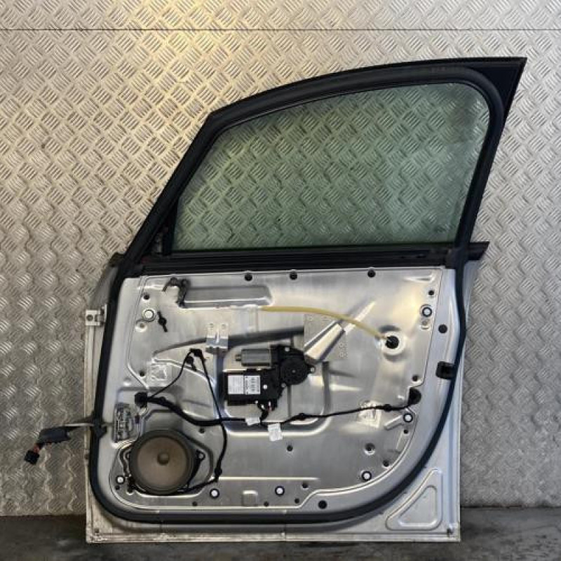Porte avant droit AUDI A2 Photo n°3