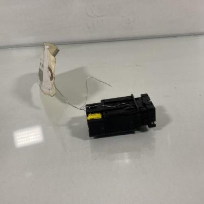 Bouton de warning DACIA LOGAN MCV 1 Photo n°2