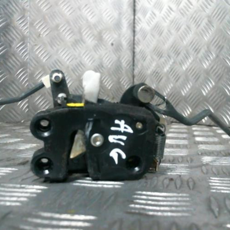 Serrure avant gauche HYUNDAI ATOS 2 PRIME Photo n°1