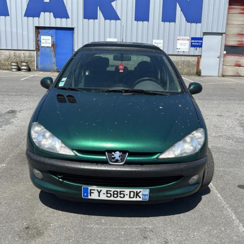 Pretensionneur de ceinture avant droit PEUGEOT 206 Photo n°4