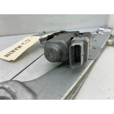 Leve vitre electrique arriere droit PEUGEOT 207