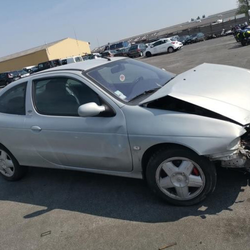 Malle/Hayon arriere RENAULT MEGANE 1 Photo n°6