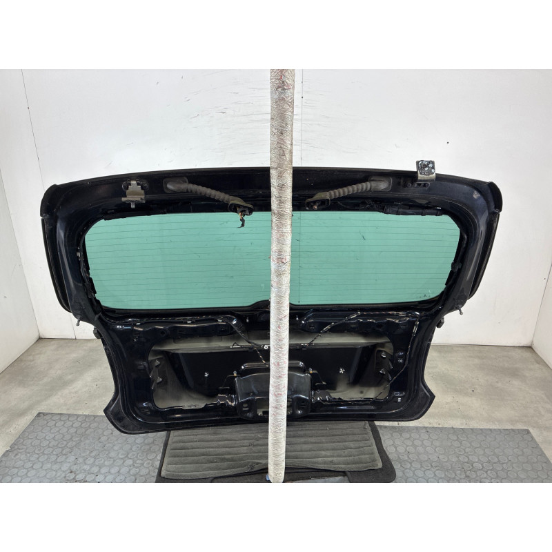 Malle/Hayon arriere VOLKSWAGEN GOLF 5 Photo n°4