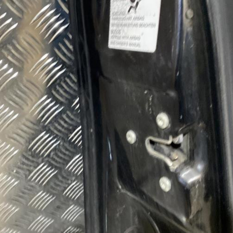 Porte avant gauche OPEL CORSA C Photo n°4