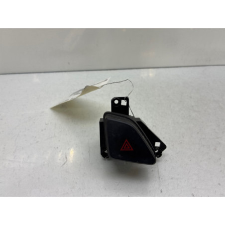 Bouton de warning HYUNDAI I 30 1