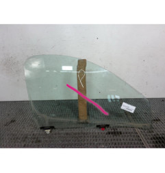 Vitre avant droit TOYOTA YARIS VERSO Photo n°1