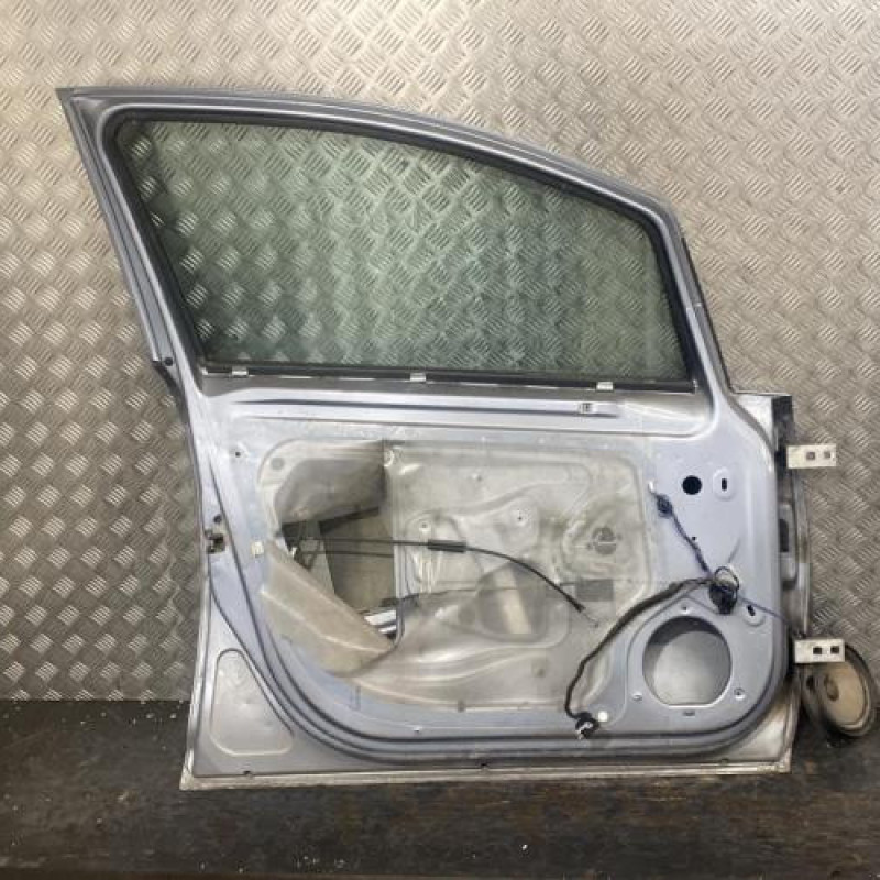 Porte avant gauche OPEL CORSA D Photo n°4