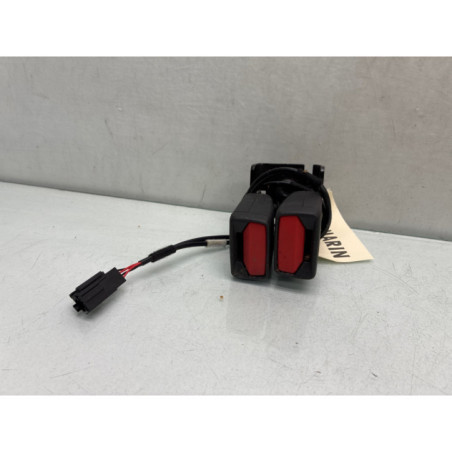 Attache ceinture arriere droit FORD FOCUS 4 Photo n°1