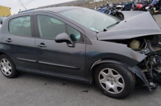 Calculateur moteur PEUGEOT 308 1