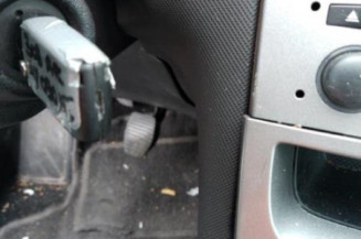 Calculateur moteur PEUGEOT 308 1