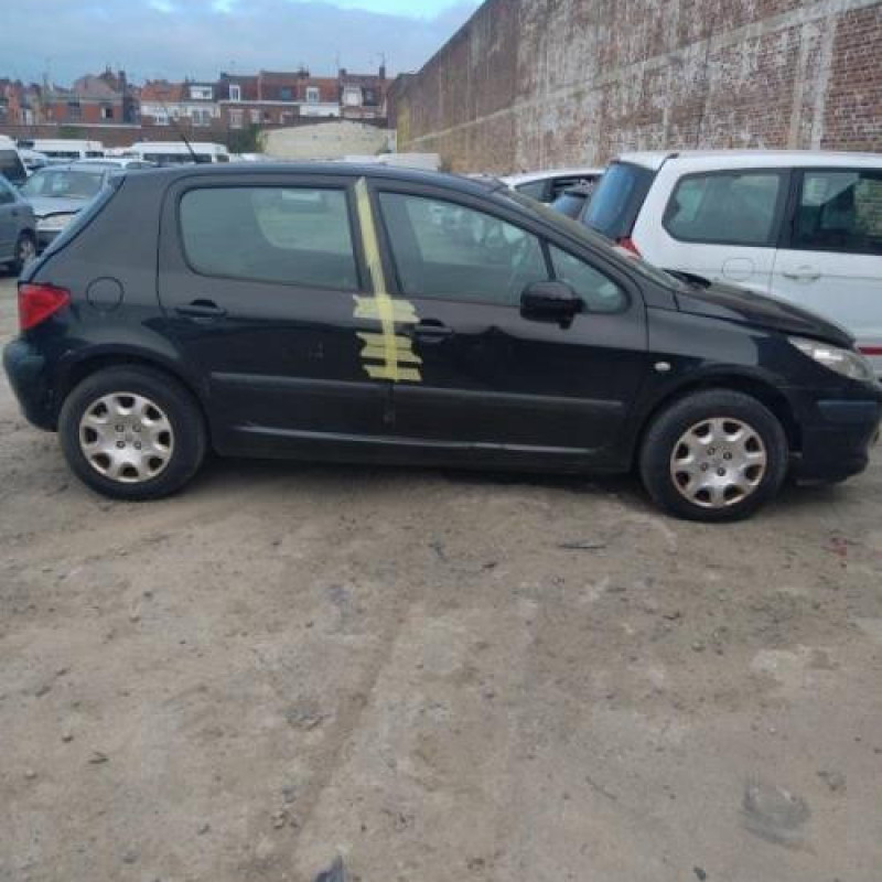 Pretensionneur de ceinture avant droit PEUGEOT 307 Photo n°5