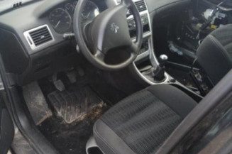 Pretensionneur de ceinture avant droit PEUGEOT 307