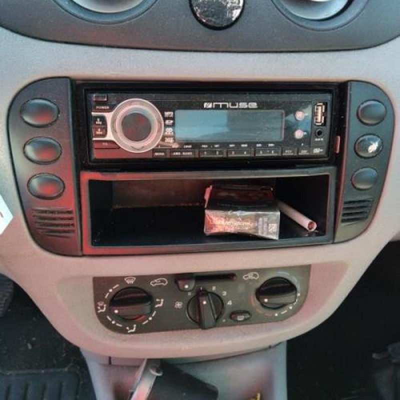 Leve vitre electrique avant droit CITROEN C3 1 Photo n°10