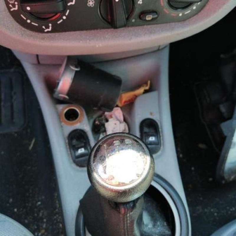 Leve vitre electrique avant droit CITROEN C3 1 Photo n°11