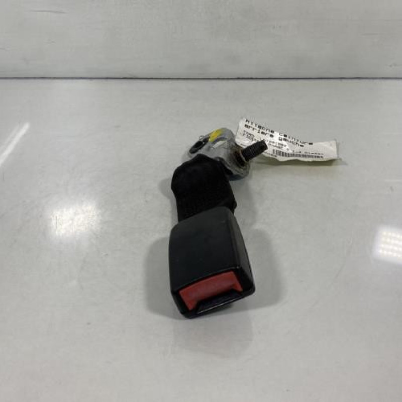 Attache ceinture arriere gauche FORD FIESTA 5 Photo n°1