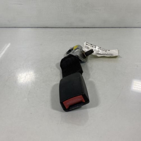 Attache ceinture arriere gauche FORD FIESTA 5 Photo n°1