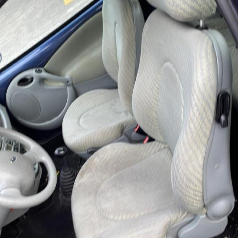 Feu arriere principal droit (feux) FORD KA 1 Photo n°7