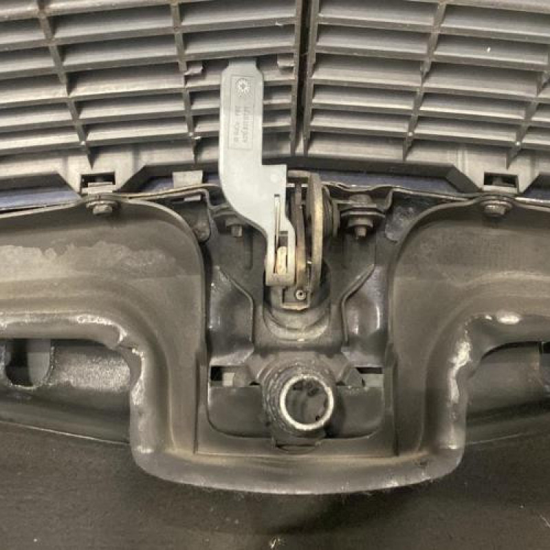 Capot MERCEDES CLASSE E 210 Photo n°5