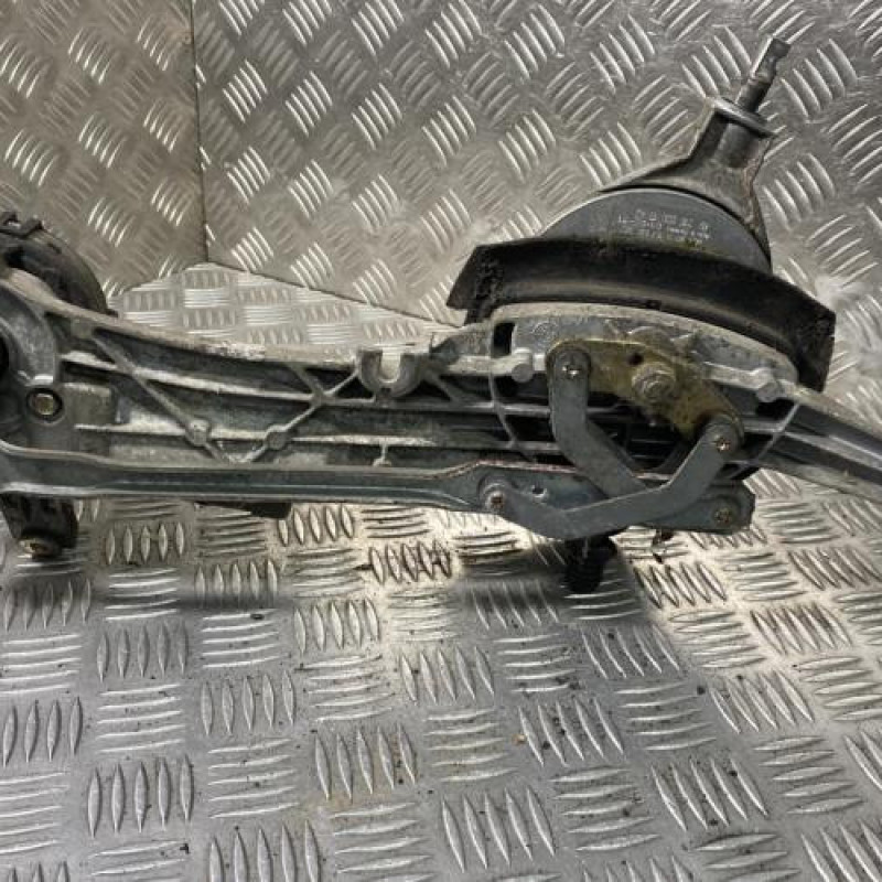 Moteur essuie glace avant MERCEDES CLASSE E 210 Photo n°2