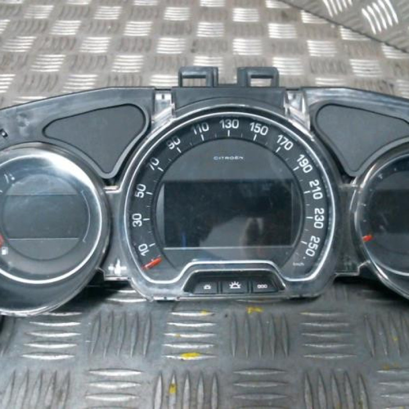 Compteur CITROEN C5 2 Photo n°1