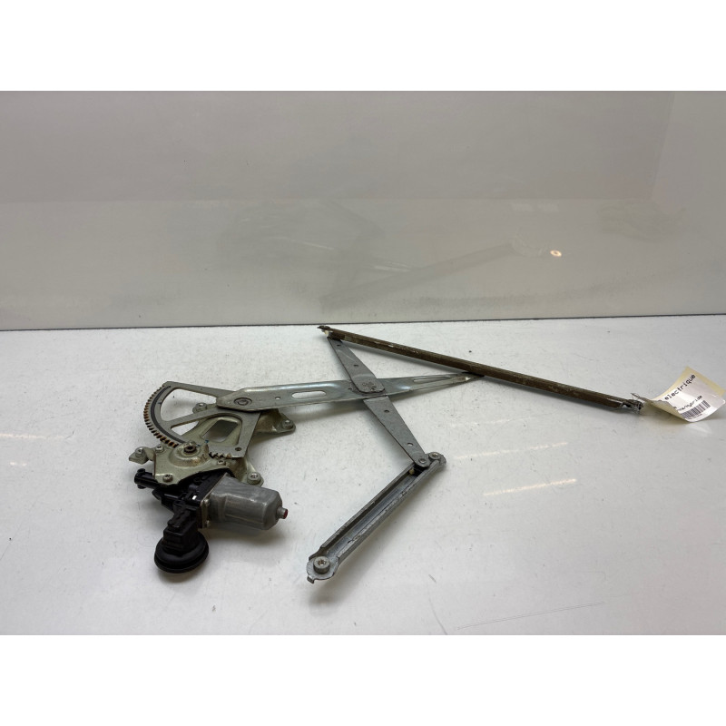 Leve vitre electrique avant droit TOYOTA PRIUS 2 Photo n°6