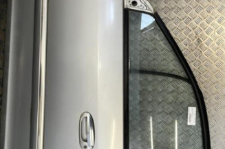 Porte avant gauche KIA CARENS 2 Photo n°1
