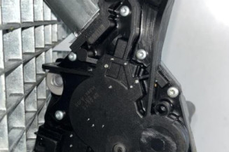 Moteur essuie glace arriere RENAULT MEGANE 3 Photo n°1