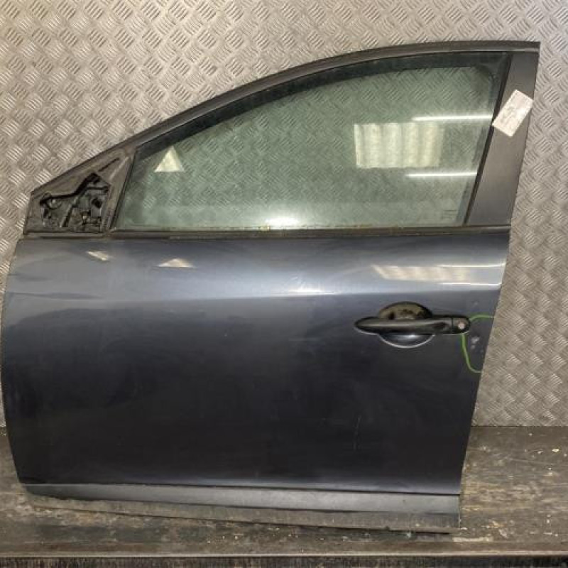Porte avant gauche RENAULT MEGANE 3 Photo n°1