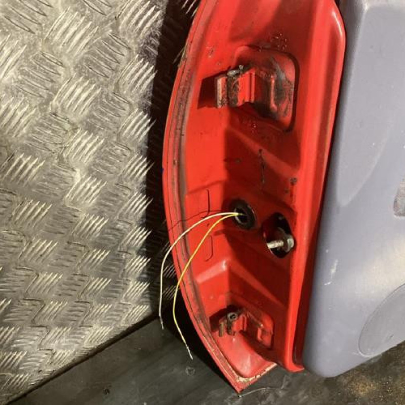 Porte avant droit FORD FIESTA 4 Photo n°4