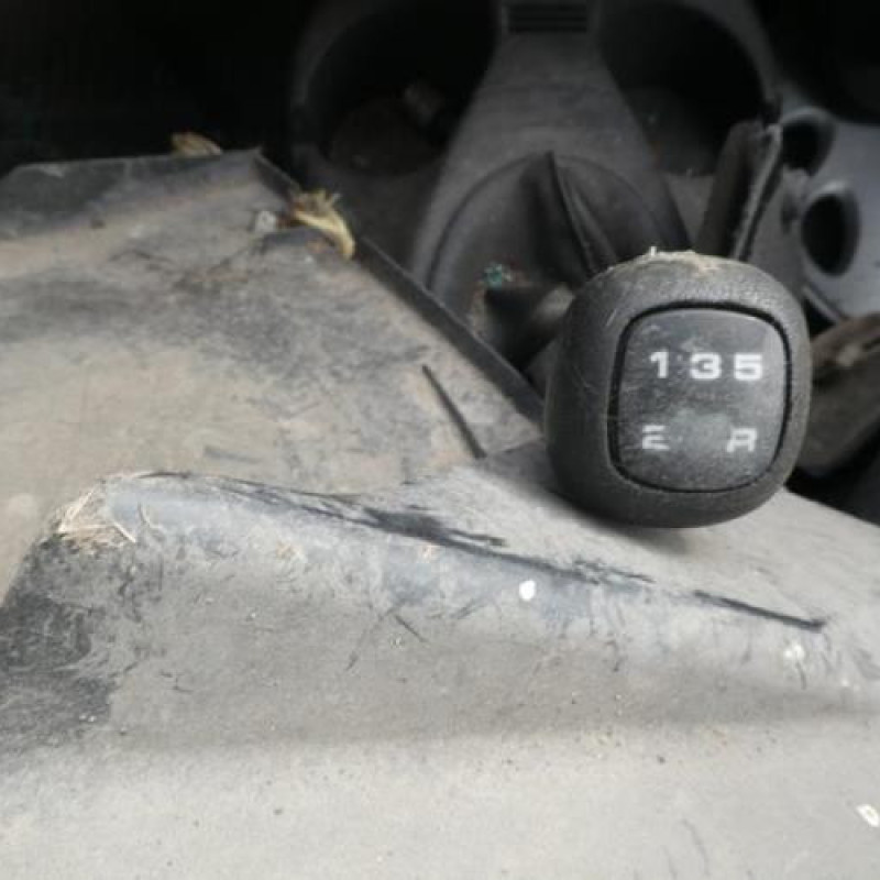 Leve vitre electrique avant droit FORD FOCUS 1 Photo n°9