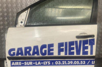 Porte avant gauche FORD FIESTA 5 Photo n°1