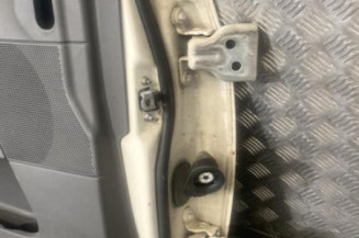 Porte avant gauche FORD FIESTA 5