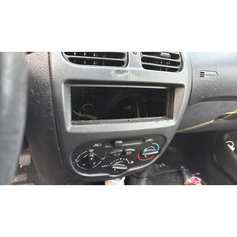 Boitier BSI PEUGEOT 206 Photo n°20