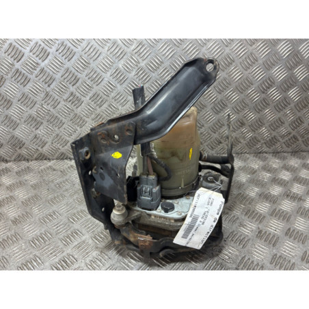 Pompe de direction FORD KUGA 1 Photo n°1