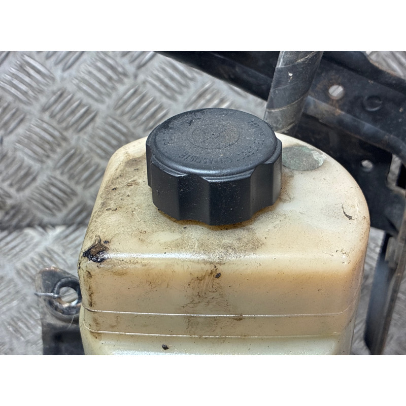 Pompe de direction FORD KUGA 1 Photo n°3