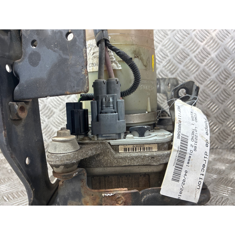 Pompe de direction FORD KUGA 1 Photo n°4