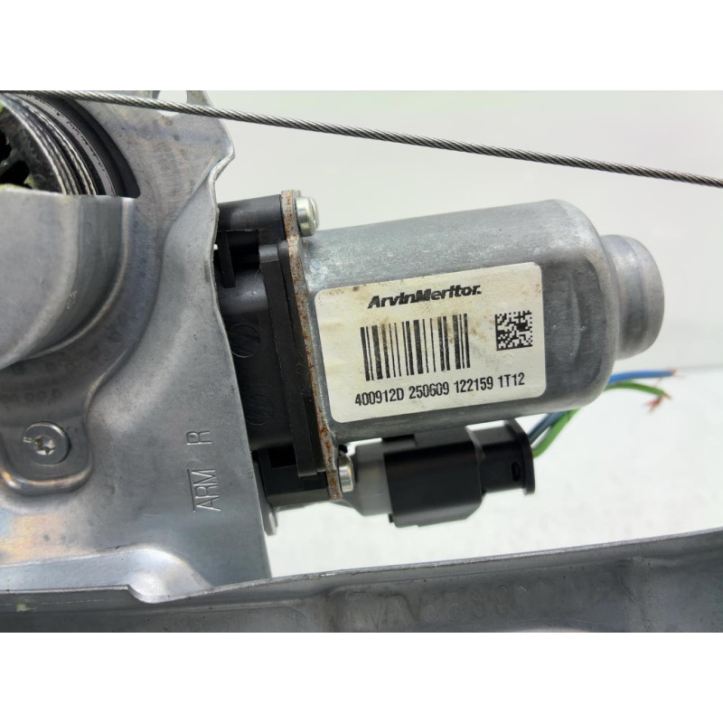 Leve vitre electrique avant droit PEUGEOT 207 Photo n°5