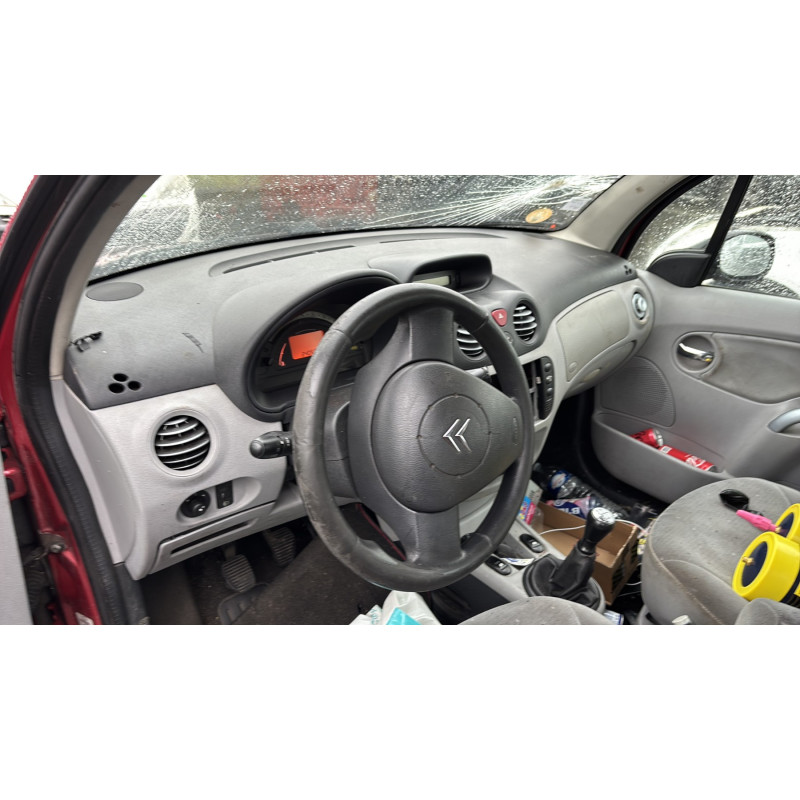 Pare boue avant gauche CITROEN C3 1 Photo n°16