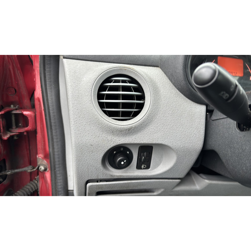 Pare boue avant gauche CITROEN C3 1 Photo n°19