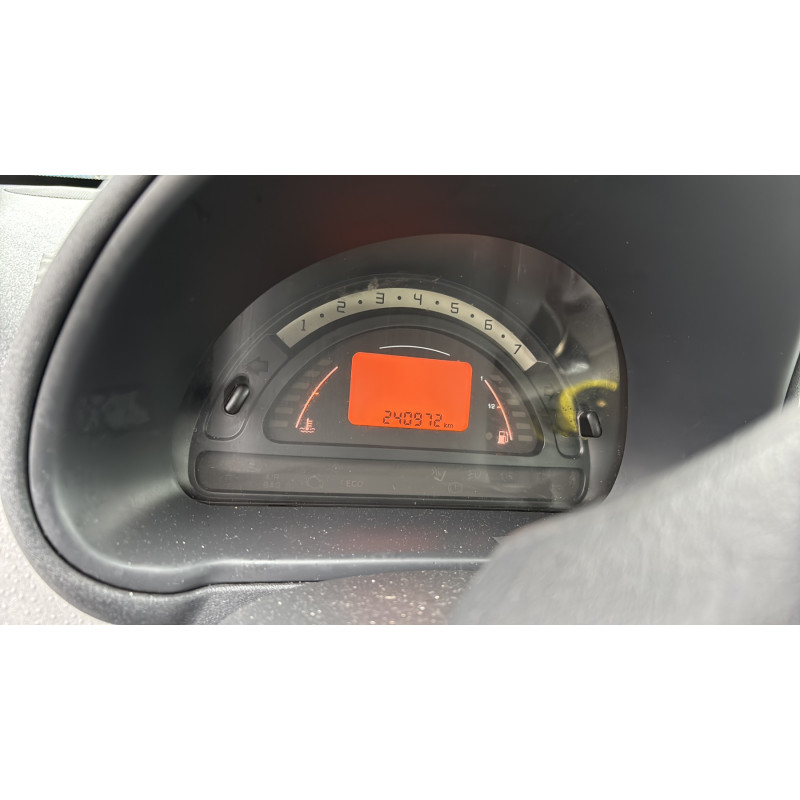 Pare boue avant gauche CITROEN C3 1 Photo n°20