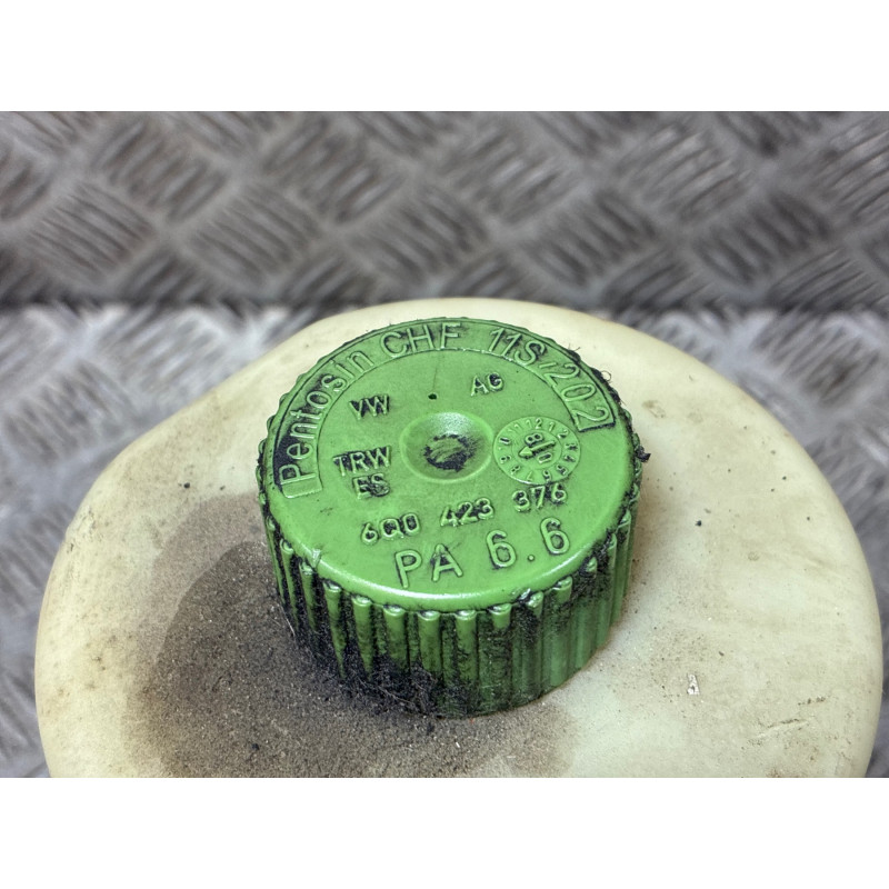 Pompe de direction SKODA FABIA 2 Photo n°2