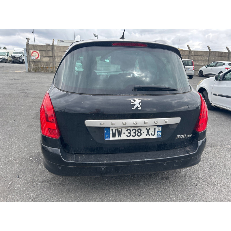 Vitre arriere droit PEUGEOT 308 1 SW Photo n°8