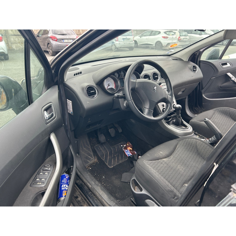 Vitre arriere droit PEUGEOT 308 1 SW Photo n°12