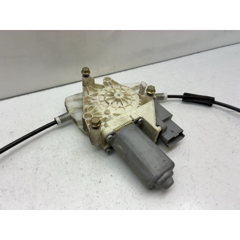 Leve vitre electrique arriere droit PEUGEOT 607 Photo n°4