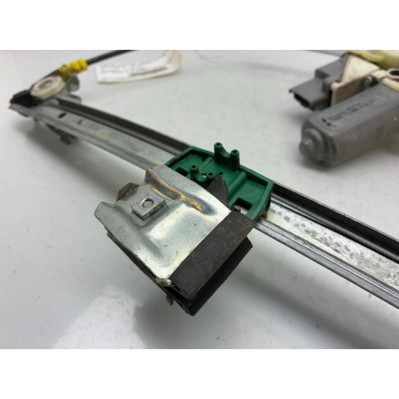 Leve vitre electrique arriere droit PEUGEOT 607 Photo n°7