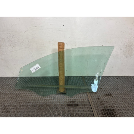 Vitre avant droit FORD FOCUS 4 Photo n°1