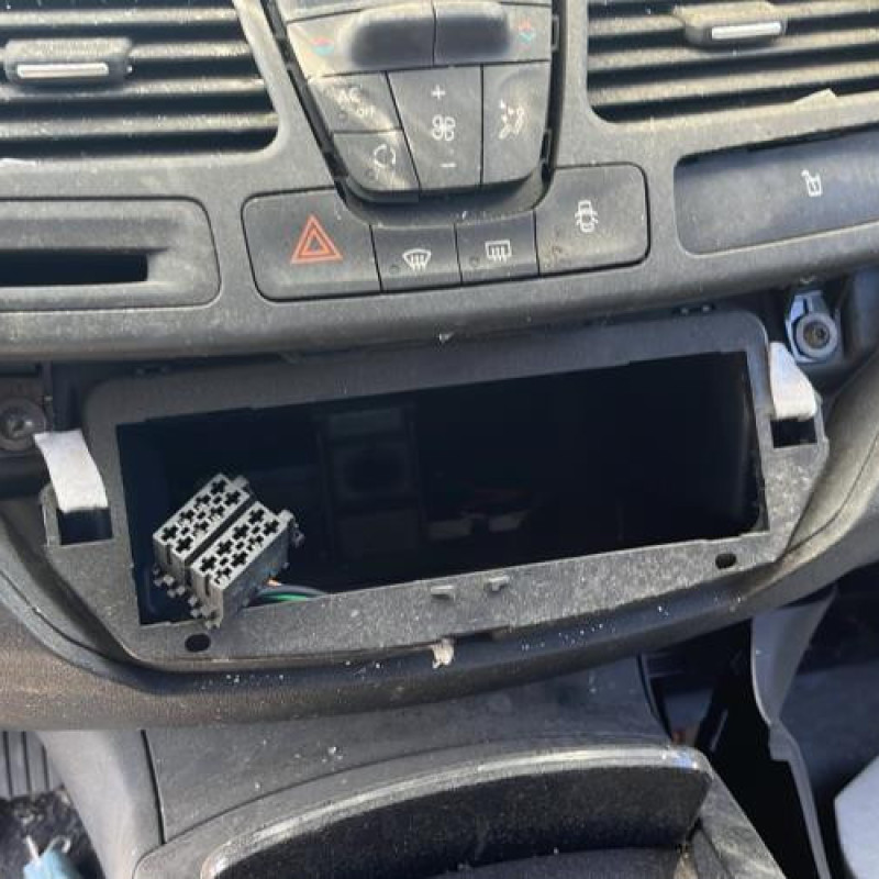 Leve vitre electrique avant droit RENAULT LAGUNA 3 Photo n°8